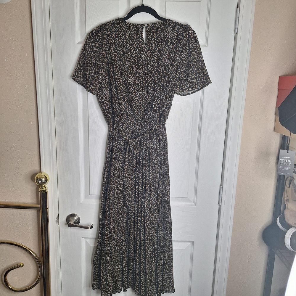 Polagram Maternity Black Floral Midi Dress Size Medium - Picture 7 of 9